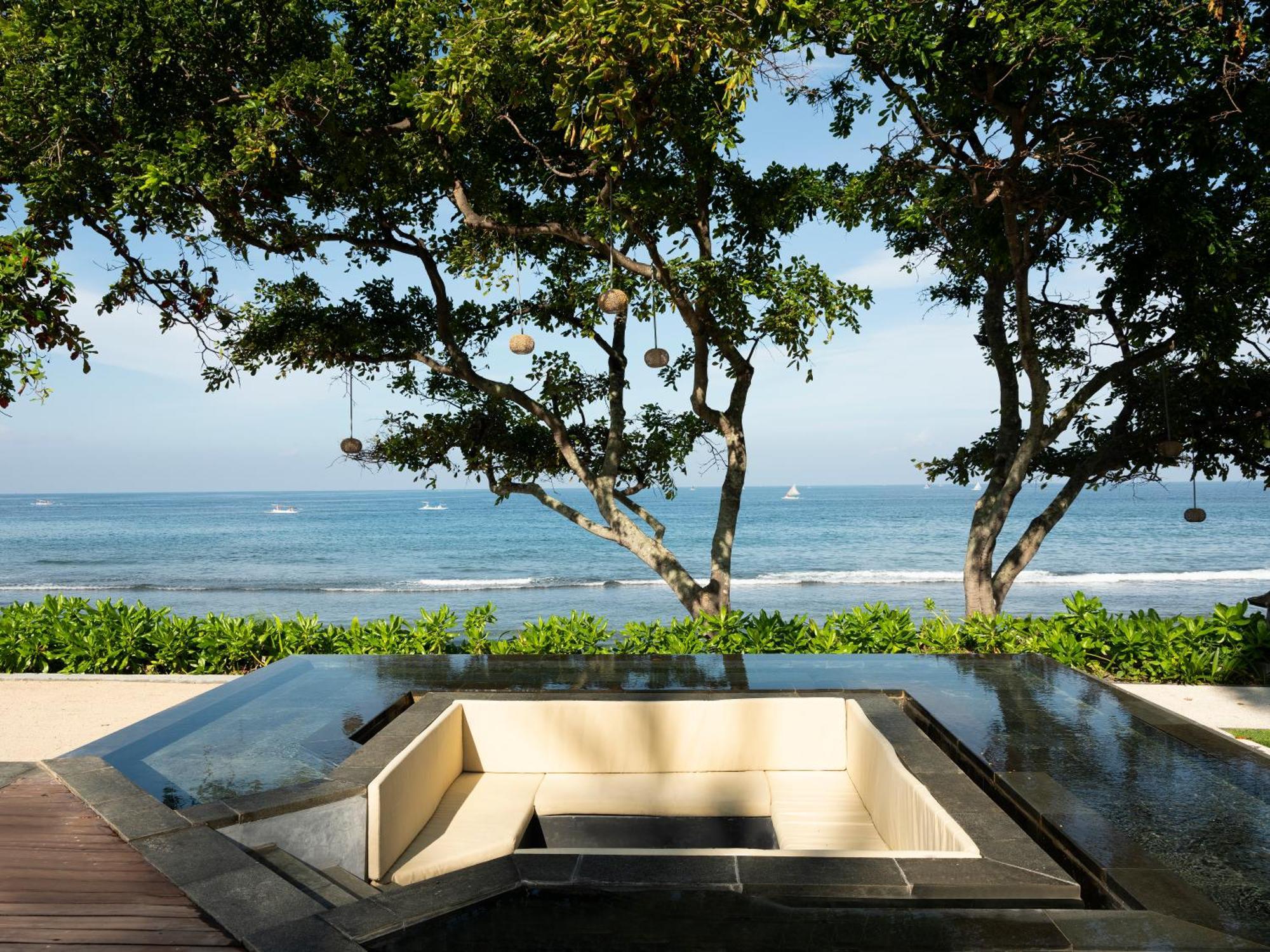 Mangsit Suites By Holiday Resort Lombok Exteriér fotografie