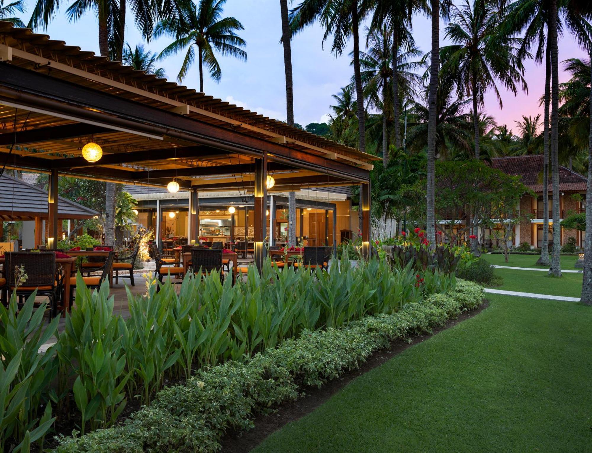 Mangsit Suites By Holiday Resort Lombok Exteriér fotografie